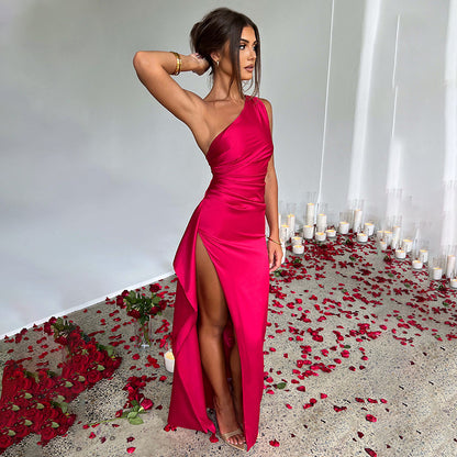 Robe en satin sexy à Une Épaule – Élégance & Glamour